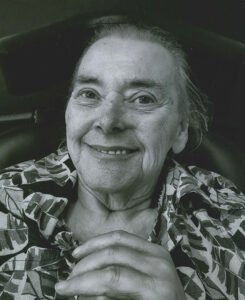 Paula Vanderstukken